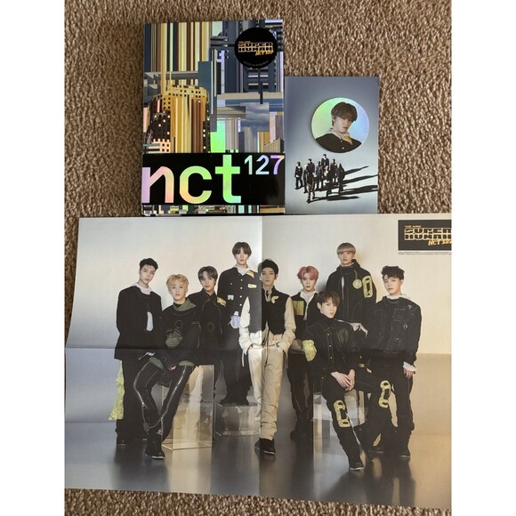 NCT 127 Superhuman Album Yuta Circle Card and Poster Kpop - Picture 1 of 9